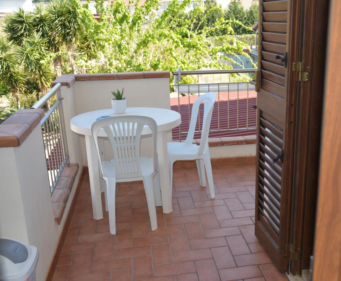 A Due Passi Dal Mare Bed and Breakfast Capo dʼOrlando Εξωτερικό φωτογραφία